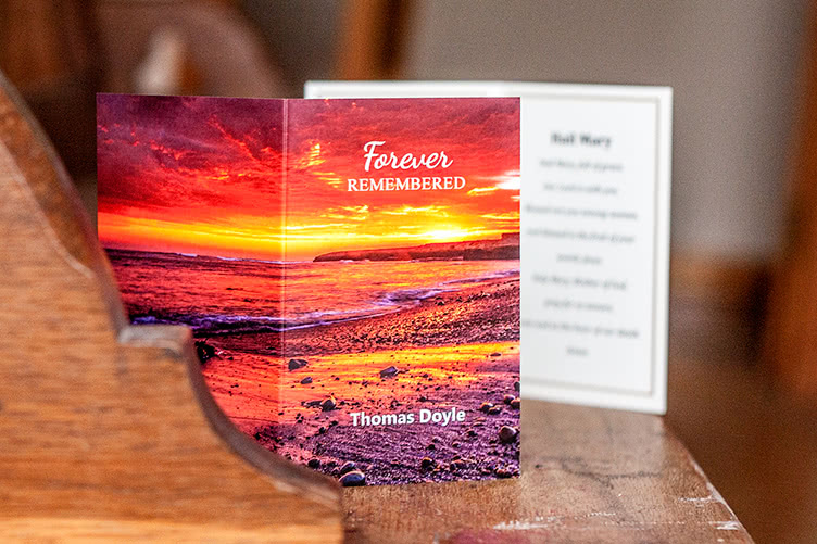 colorful-scenic-memorial-card-front-and-back