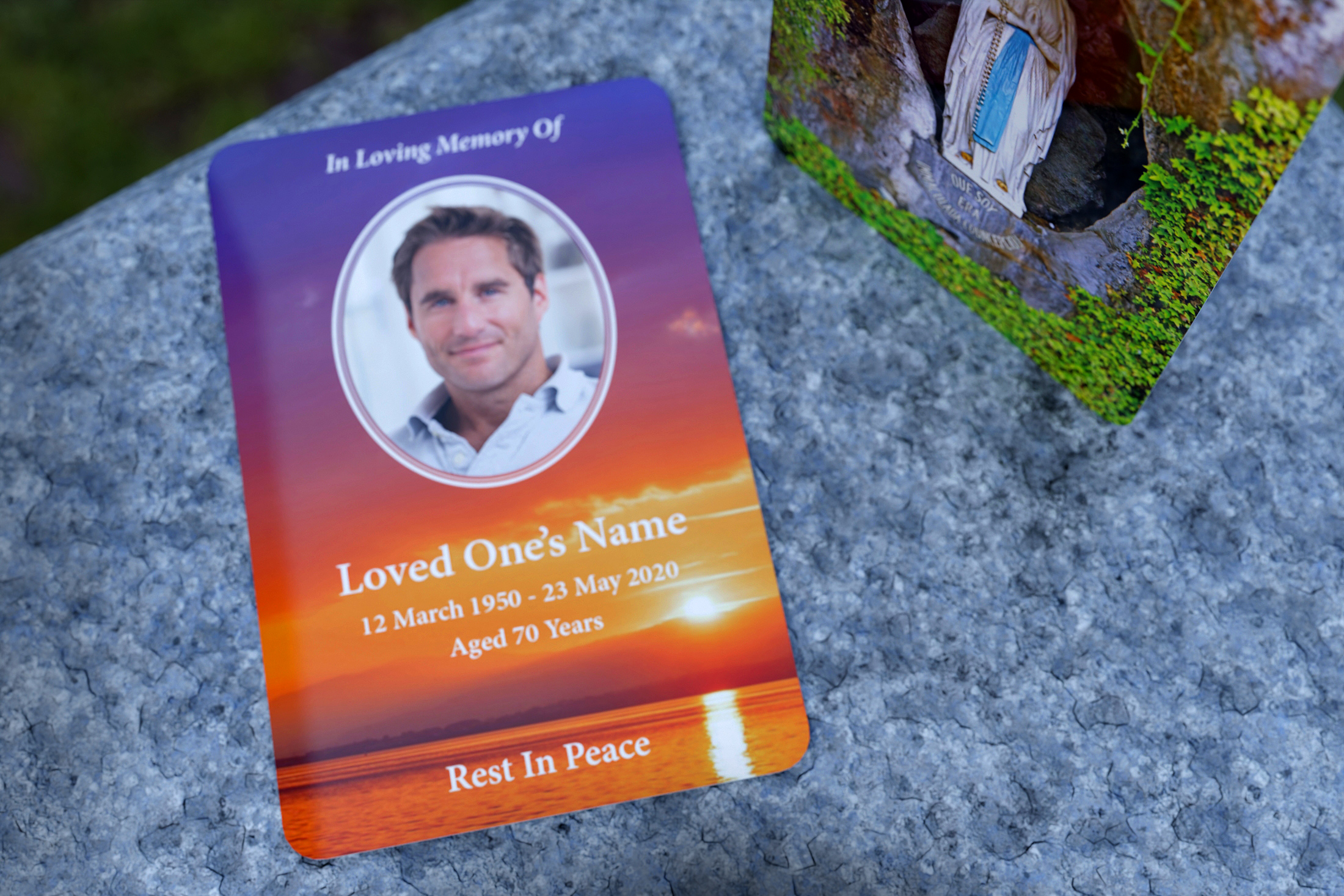 our-lady-of-lourdes-wallet-memorial-card-3